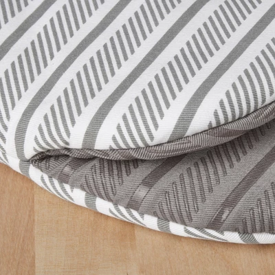 KITCHENAID Albany Mini Oven Mitt 2-Pack Set, Grey, 5.5"x8" 5 KITCHENAID Albany Mini Oven Mitt 2-Pack Set, Grey, 5.5"x8" - Image 3