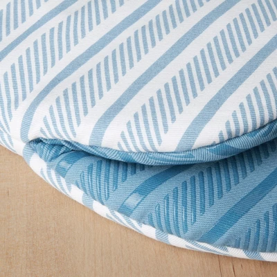 KITCHENAID Albany Mini Oven Mitt 2-Pack Set, Blue Velvet, 5.5"x8" 4 KITCHENAID Albany Mini Oven Mitt 2-Pack Set, Blue Velvet, 5.5"x8" - Image 2