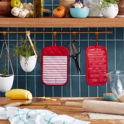 KitchenAid Albany Pot Holder 2-Pack Set, Passion Red, 7"x10" 3 KitchenAid Albany Pot Holder 2-Pack Set, Passion Red, 7"x10"