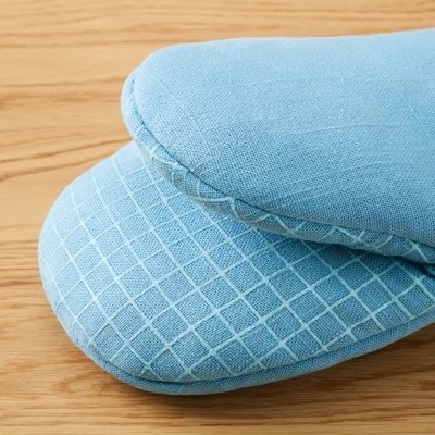 KITCHENAID Gourmet Series Gridlines Mini Oven Mitts 2-Pack Set 4 KITCHENAID Gourmet Series Gridlines Mini Oven Mitts 2-Pack Set - Image 2