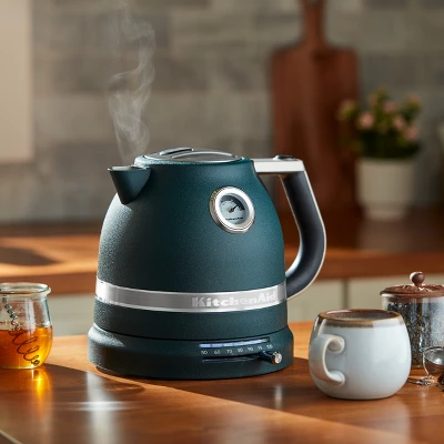 KitchenAid Pro Line Series Electric Kettle - Hearth & Hand™ With Magnolia - KEK1522TPP: Adjustable Temperature, 1.5L Capacity 5 KitchenAid Pro Line Series Electric Kettle - Hearth & Hand™ With Magnolia - KEK1522TPP: Adjustable Temperature, 1.5L Capacity - Image 3