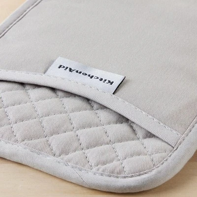 KitchenAid Asteroid Rectangle Pot Holder 2-Pack Set, Matte Grey, 7"x10" 4 KitchenAid Asteroid Rectangle Pot Holder 2-Pack Set, Matte Grey, 7"x10" - Image 2