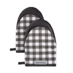 KITCHENAID Gingham Mini Oven Mitt 2-Pack Set, Matte Black, 5.5"x8" 7 KITCHENAID Gingham Mini Oven Mitt 2-Pack Set, Matte Black, 5.5"x8" -KitchenAid GUEST 9305517b 8aa0 4050 b735 84896b90e85a