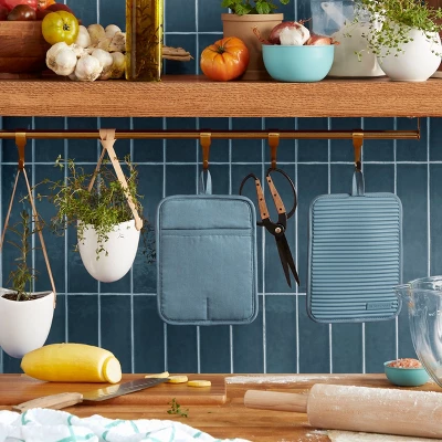 KITCHENAID Ribbed Soft Silicone Pot Holder 2-Pack Set, Fog Blue, 7"x9" 4 KITCHENAID Ribbed Soft Silicone Pot Holder 2-Pack Set, Fog Blue, 7"x9" - Image 2