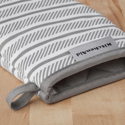 KITCHENAID Albany Mini Oven Mitt 2-Pack Set, Grey, 5.5"x8" 4 KITCHENAID Albany Mini Oven Mitt 2-Pack Set, Grey, 5.5"x8" - Image 2