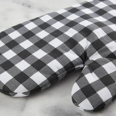 KitchenAid Gingham Oven Mitt 2-Pack Set, Matte Black, 7"x13" 4 KitchenAid Gingham Oven Mitt 2-Pack Set, Matte Black, 7"x13" - Image 2
