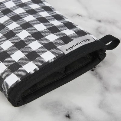 KitchenAid Gingham Oven Mitt 2-Pack Set, Matte Black, 7"x13" 3 KitchenAid Gingham Oven Mitt 2-Pack Set, Matte Black, 7"x13"